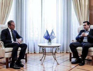 Τηλεφωνική επικοινωνία Τσίπρα-Τουσκ εν όψει της συνάντησης με τον Ζάεφ